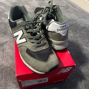 New Balance 574 classic running shoe